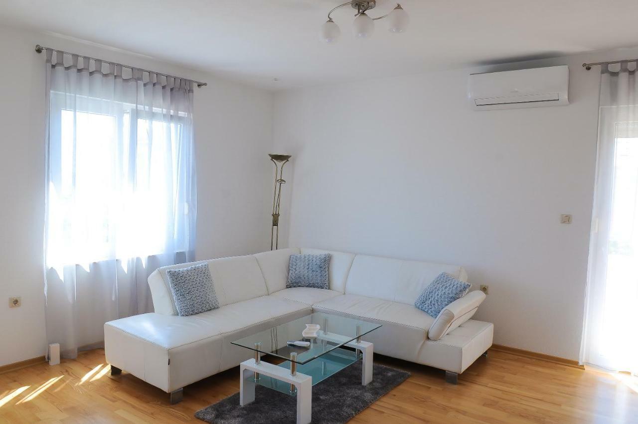 Apartment Neva Сплит Екстериор снимка