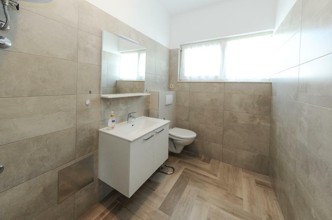 Apartment Neva Сплит Екстериор снимка